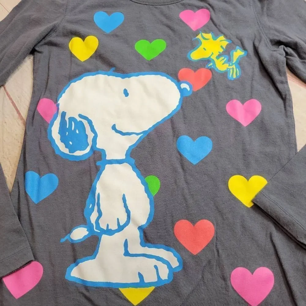 Old Navy Collectabilitees Snoopy heart shirt L